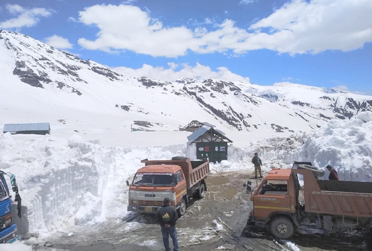 हिमालय दिवस: एक यात्रा रोहतांग दर्रे तक की