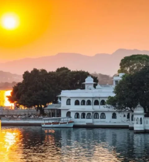 How to Choose the Best Udaipur Tour Package for Your Budget